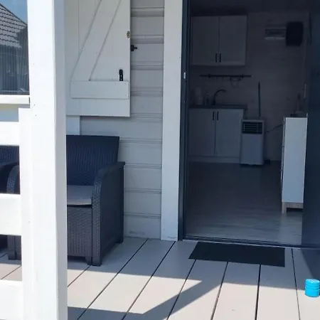 Swiety Spokoj Rusinowo- Nad Morzem Z Wlasnymi Ogrodkami Дом отдыха